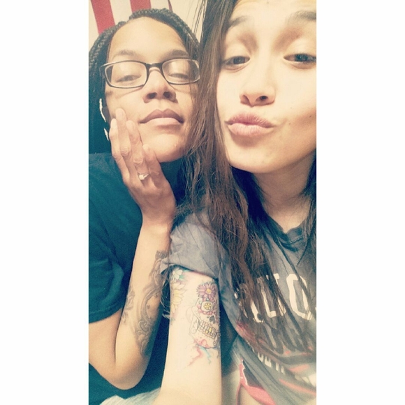 Meet your Posher, Dorsi - Picture 1 of 1